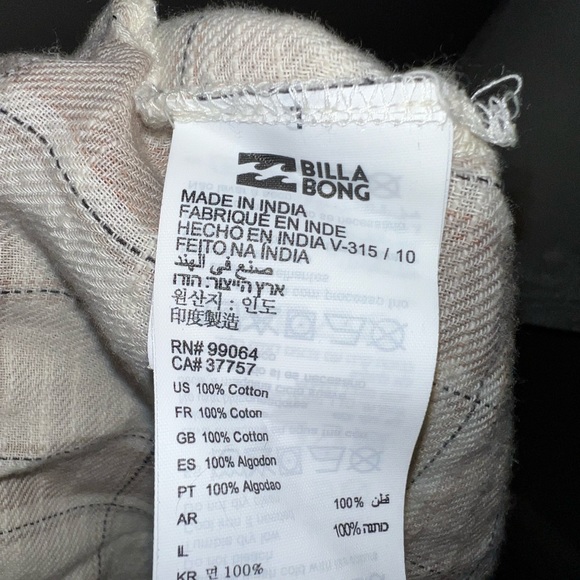 Flannel - Picture 4 of 4